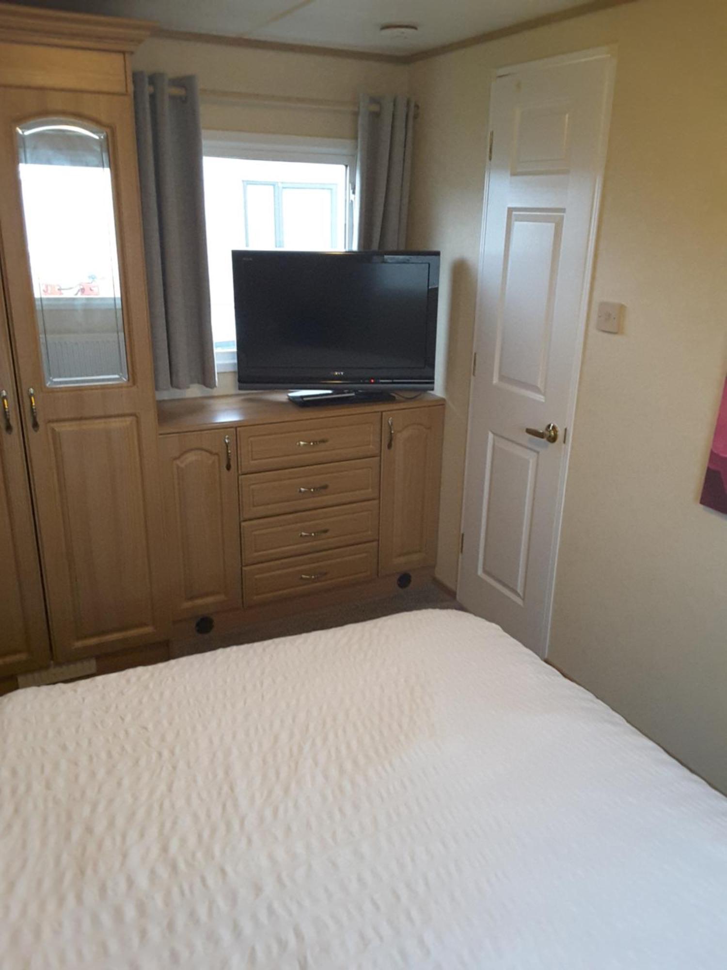 Seaview Caravan Park Инголдмелс Экстерьер фото